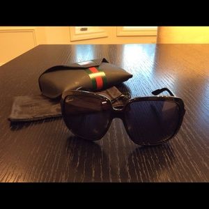 Gucci sunglasses